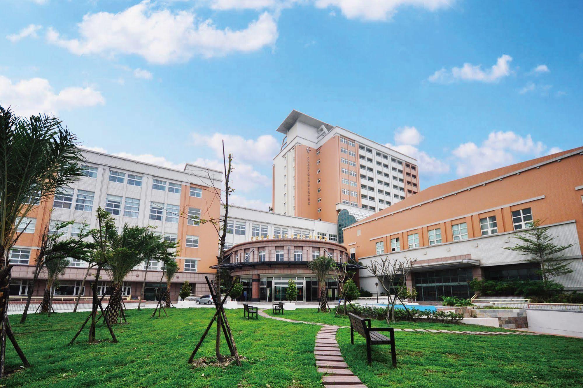 ยูนิ รีสอร์ต - ลู่กัง Hotel ลู่กั่ง ภายนอก รูปภาพ