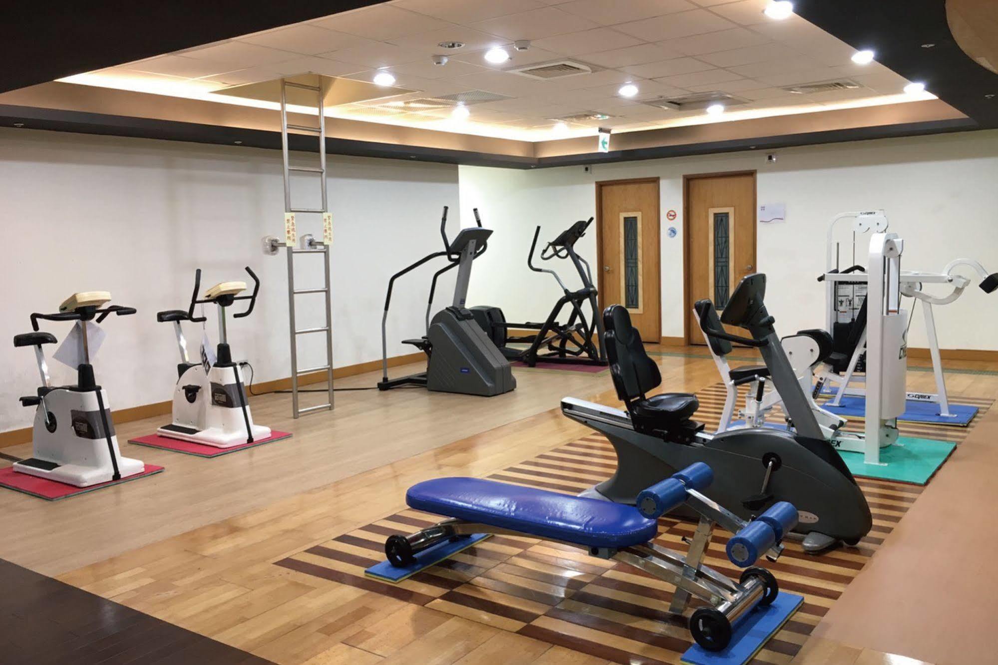 ยูนิ รีสอร์ต - ลู่กัง Hotel ลู่กั่ง ภายนอก รูปภาพ